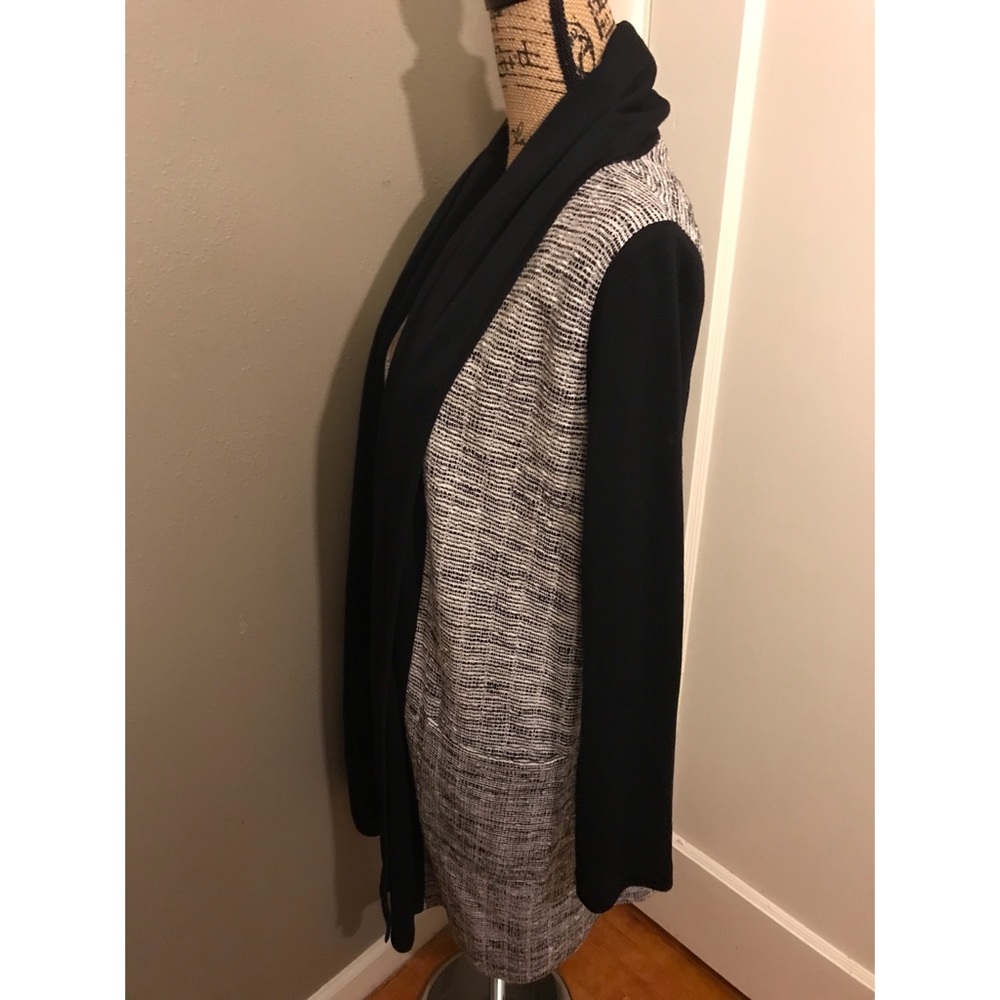 St. John Long Knit Topper - Picture 4 of 6